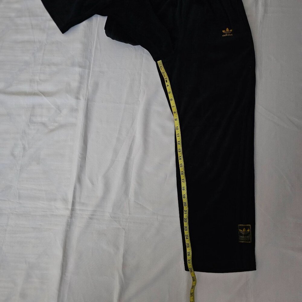 Adidas Adult Unisex Black Vintage Three Stripes Straight Jogger Pants Sz Medium - Picture 15 of 16